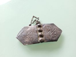 Très antique boucle de ceinture Oman en argent