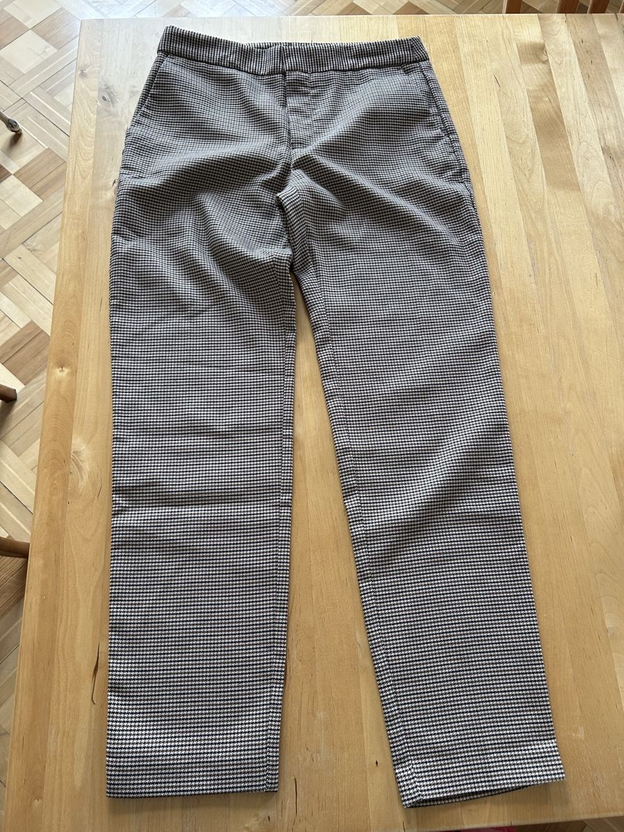 Zara Pantaloni: Zara pants size 34 – Usato da Zürich venduto da Sophie0569