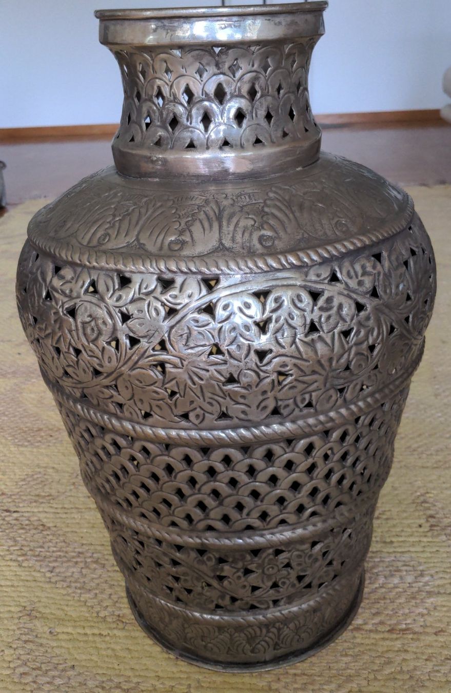 Vasi & Recipienti: Dekovase aus dem Orient – Usato da Rümlang venduto da Sunfish2