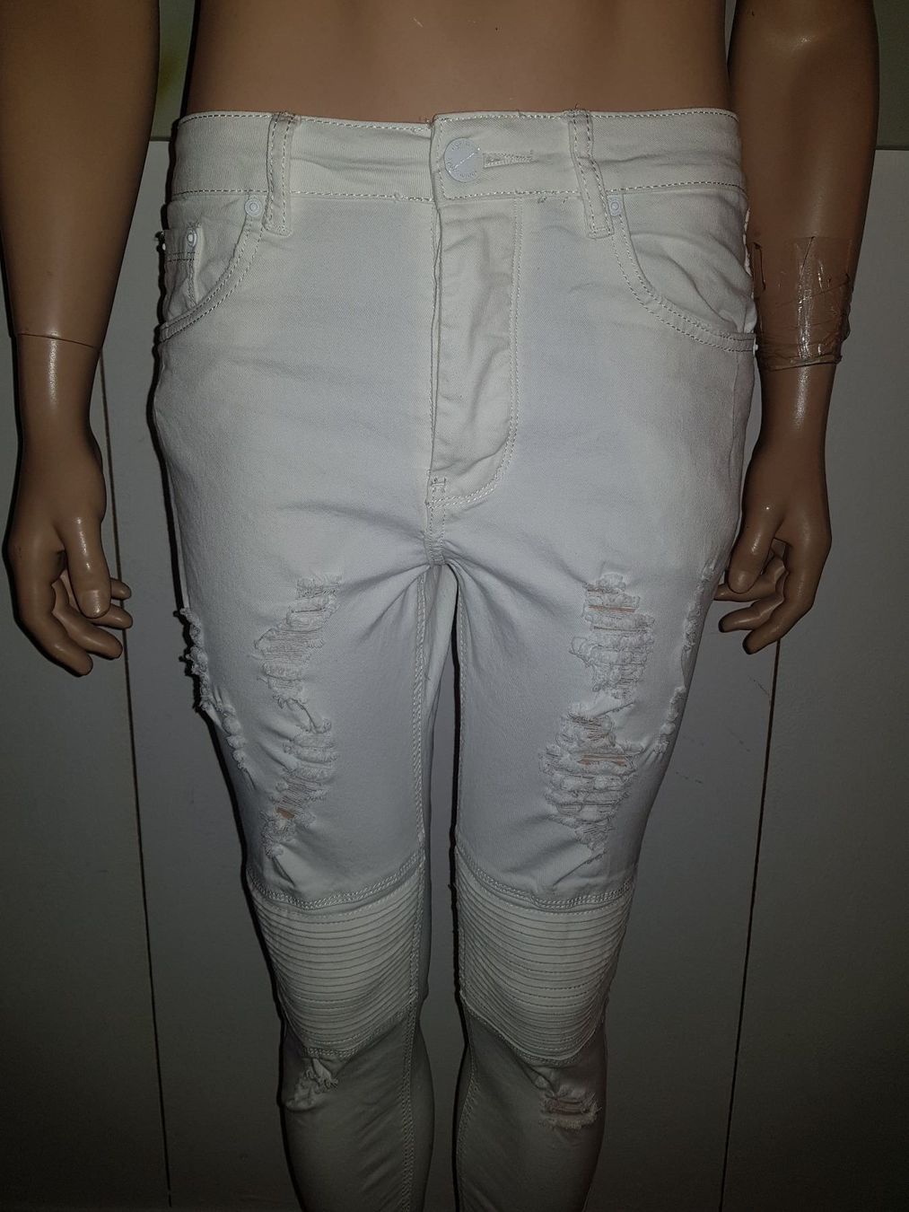 Jeans: JUSTING Jeans HAREM FIT taille / Grosse W30 – D'occasion à Cossonay-ville par Super-Price-Quality 1