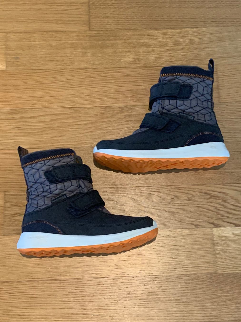 Scarpe per ragazzi: BUNDGAARD Stiefel Kinder Winterschuhe Gr. 29 – Nuovo (secondo la descrizione) da Winterthur venduto da Doha20 1