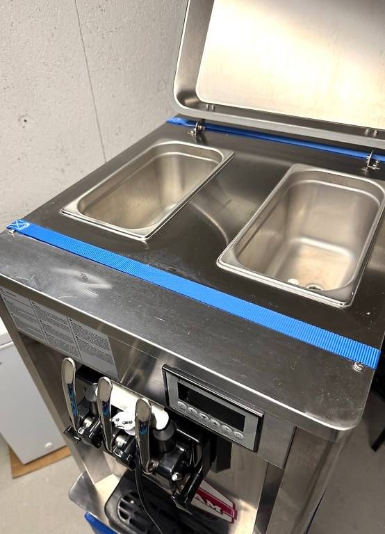 Toutes les machines: Machine à glace professionnelle soft ice – Neuf (Voir description) à Lausanne par spa_jg8m 2