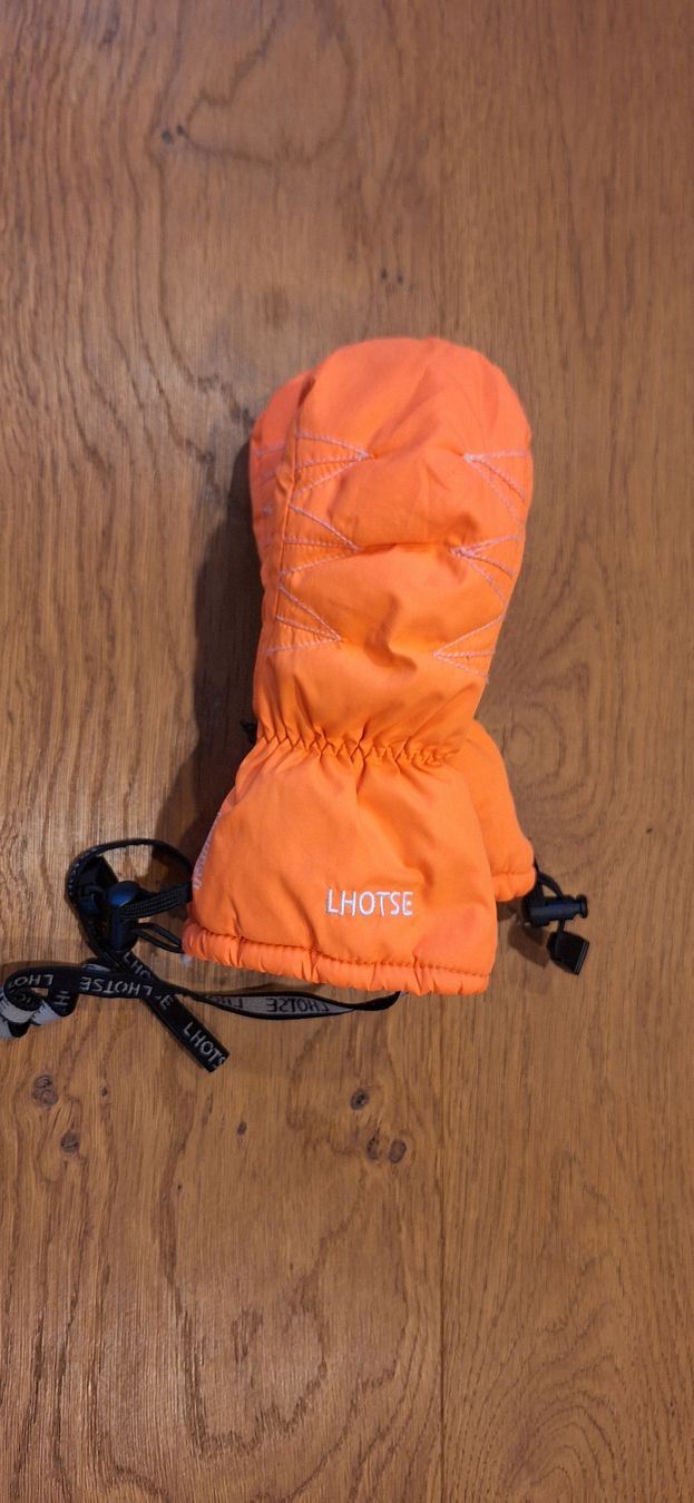 Guanti: Kinder Ski Handschuhe Gr.8 sehr Warm – Usato da Wil SG venduto da zugersee1980 2