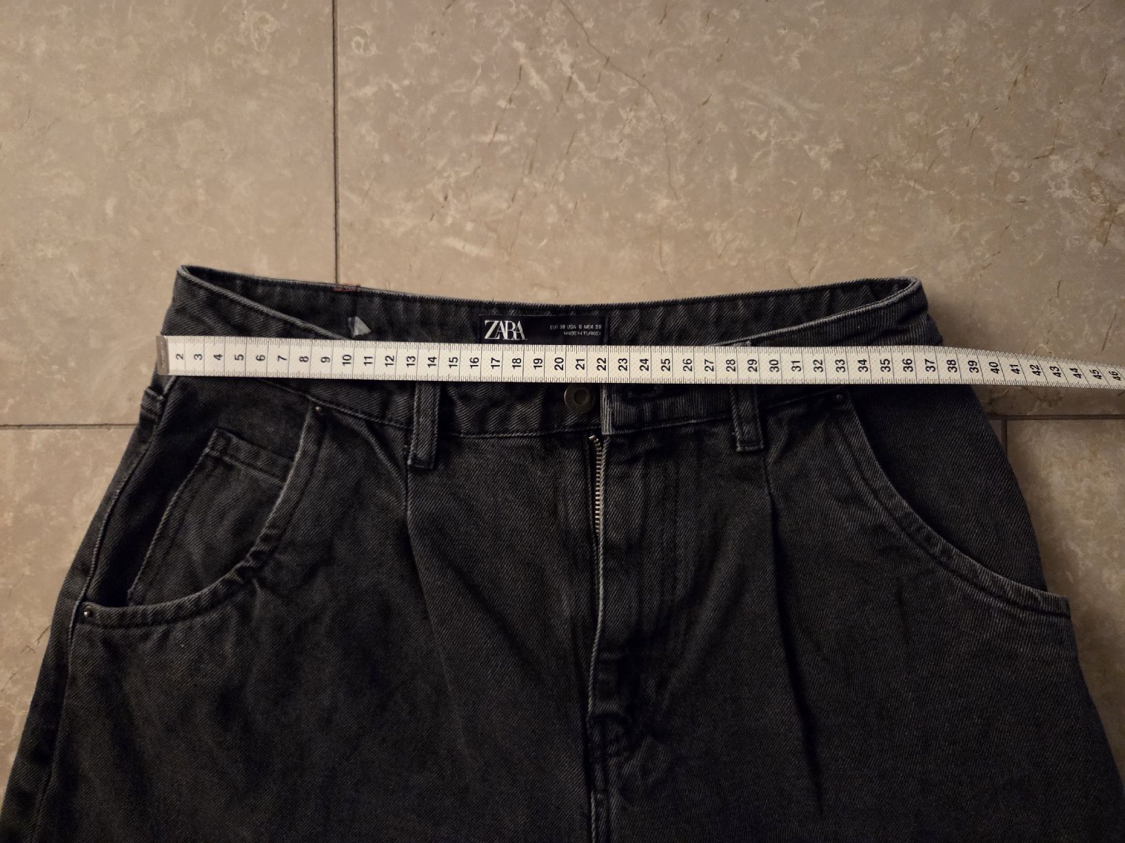 Zara Jeans: Jeans Zara – Usato da Reinach AG venduto da zazalino 1