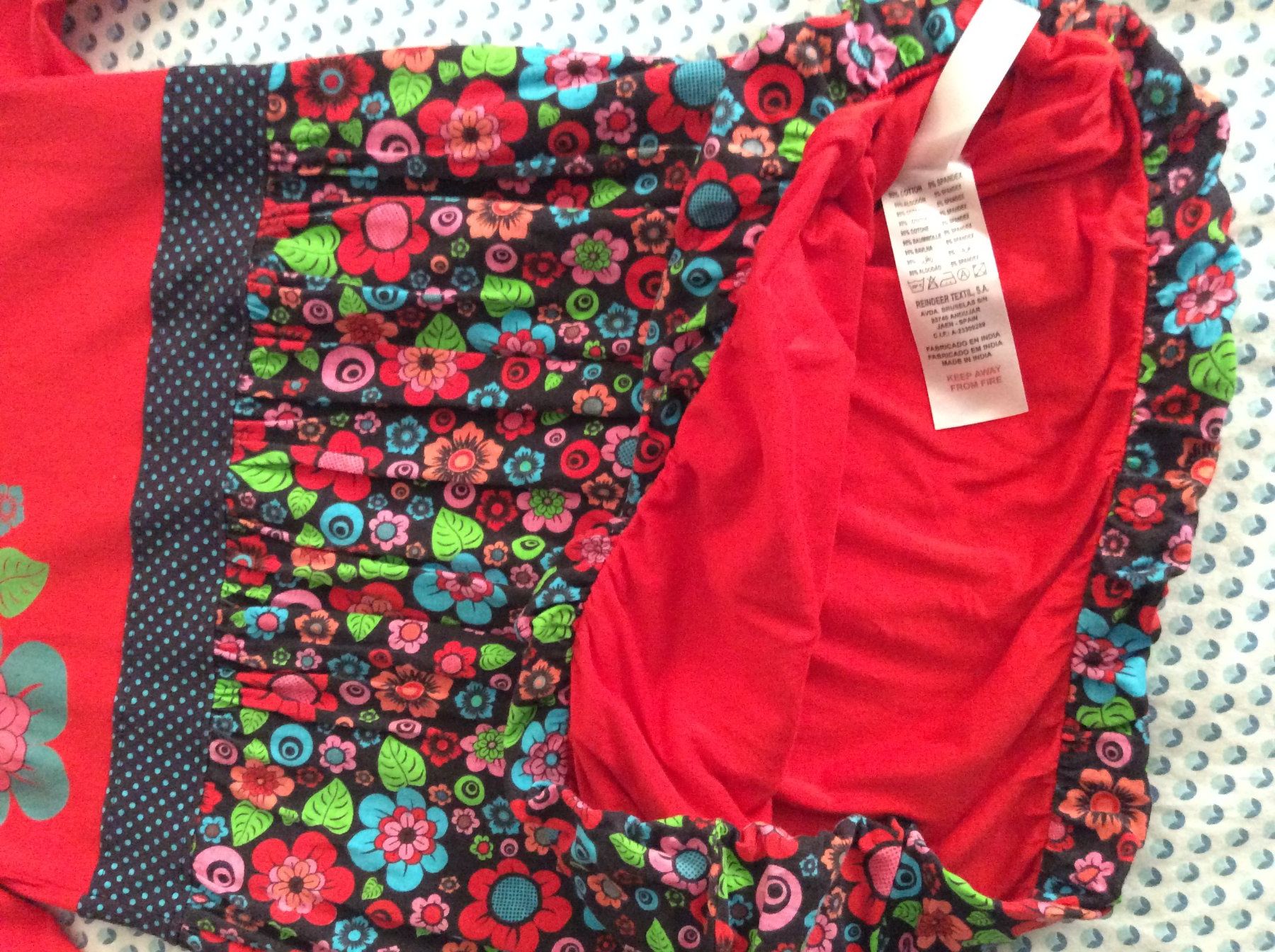 Vestiti & Gonne: Robe colorée à fleurs - taille 140 cm 10 ans - parfait état – Usato da Le Mont-Pèlerin venduto da dundun1 1