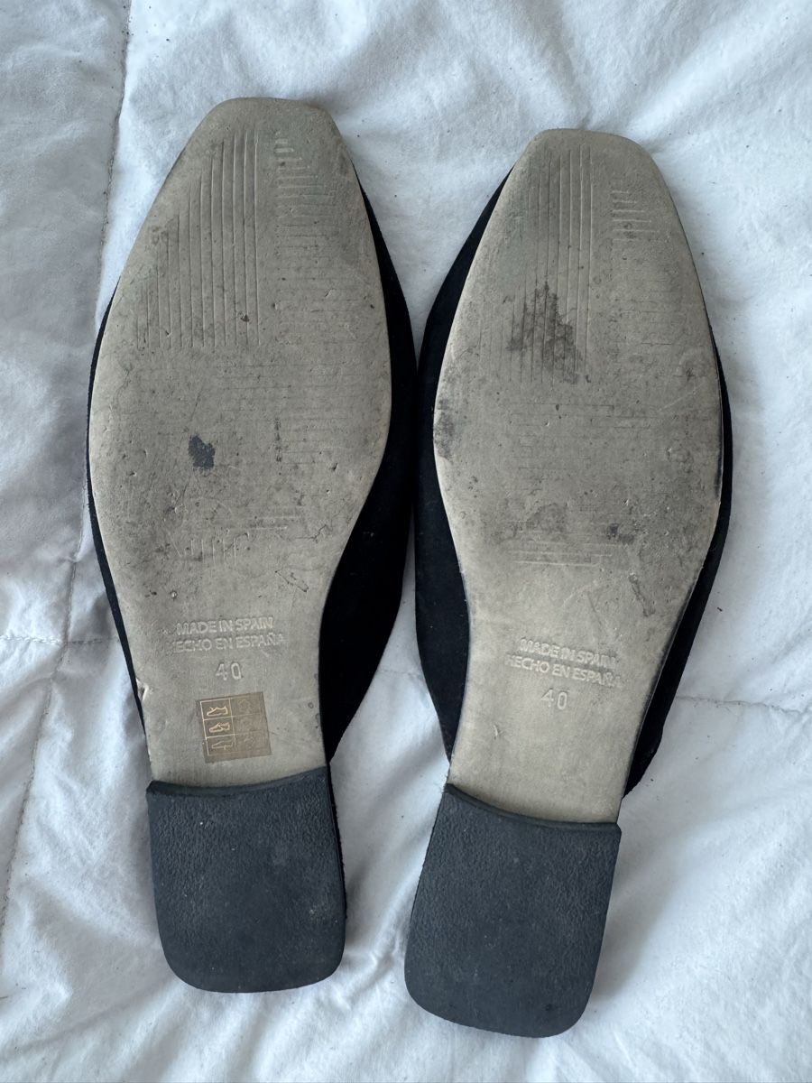 Damenschuhe: Mules TEJUS noires à pompons, Taille 40 - Chic – Gebraucht aus Genève von lejardindesvetements 3