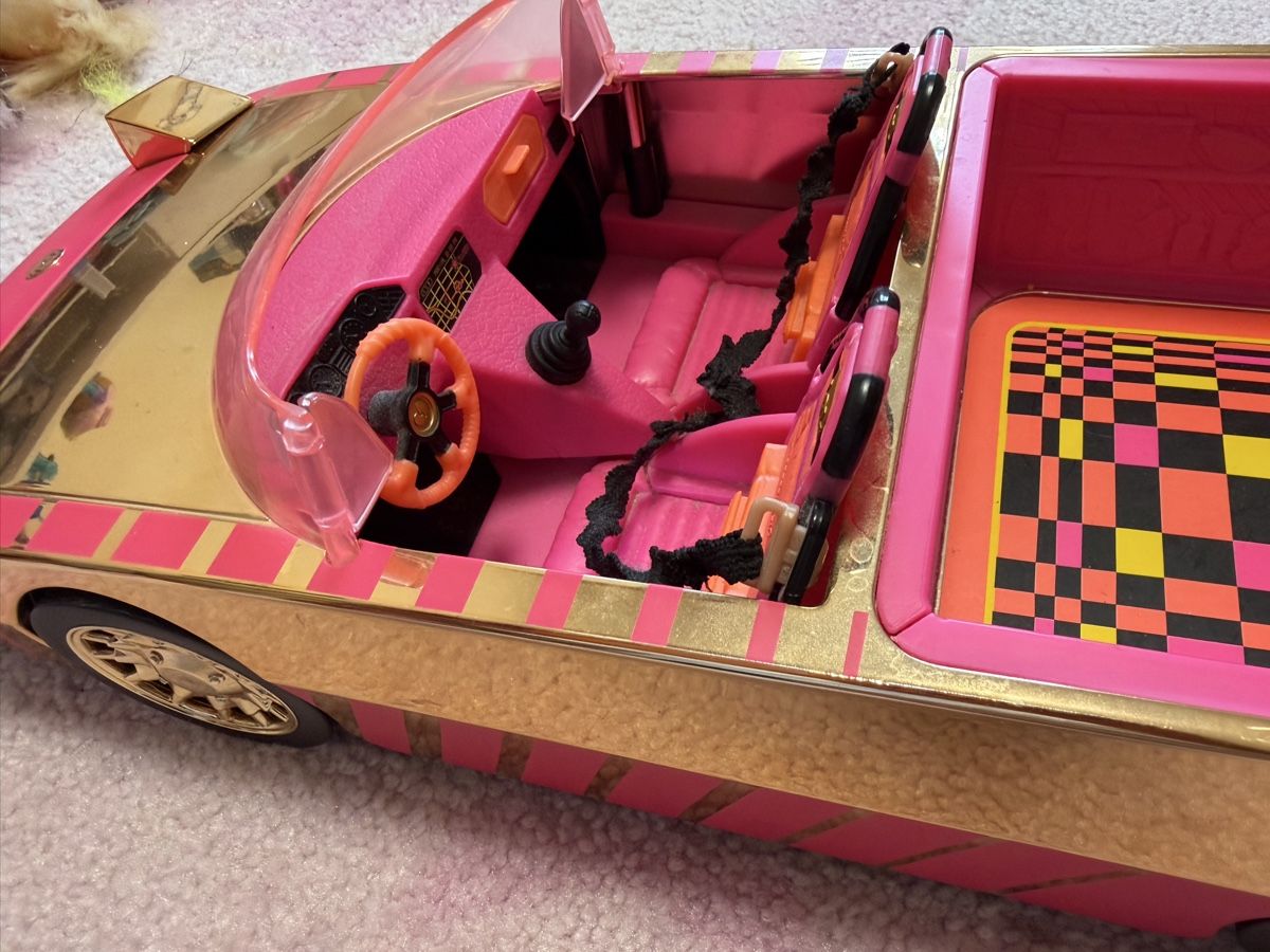 Giocattoli: LOL Spielzeugauto pink gold Cabriolet – Usato da Effretikon venduto da allanbv 3