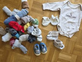 Schuhe Socken für Baby erste Monate inkl Kratzhandschuhe