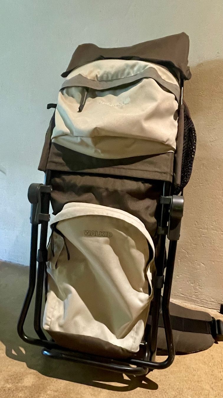 Lafuma Porte-bébés ventraux & dorsaux: Lafuma Walkid Kraxe mit Sonnendach – D'occasion à Grellingen par dinge 6