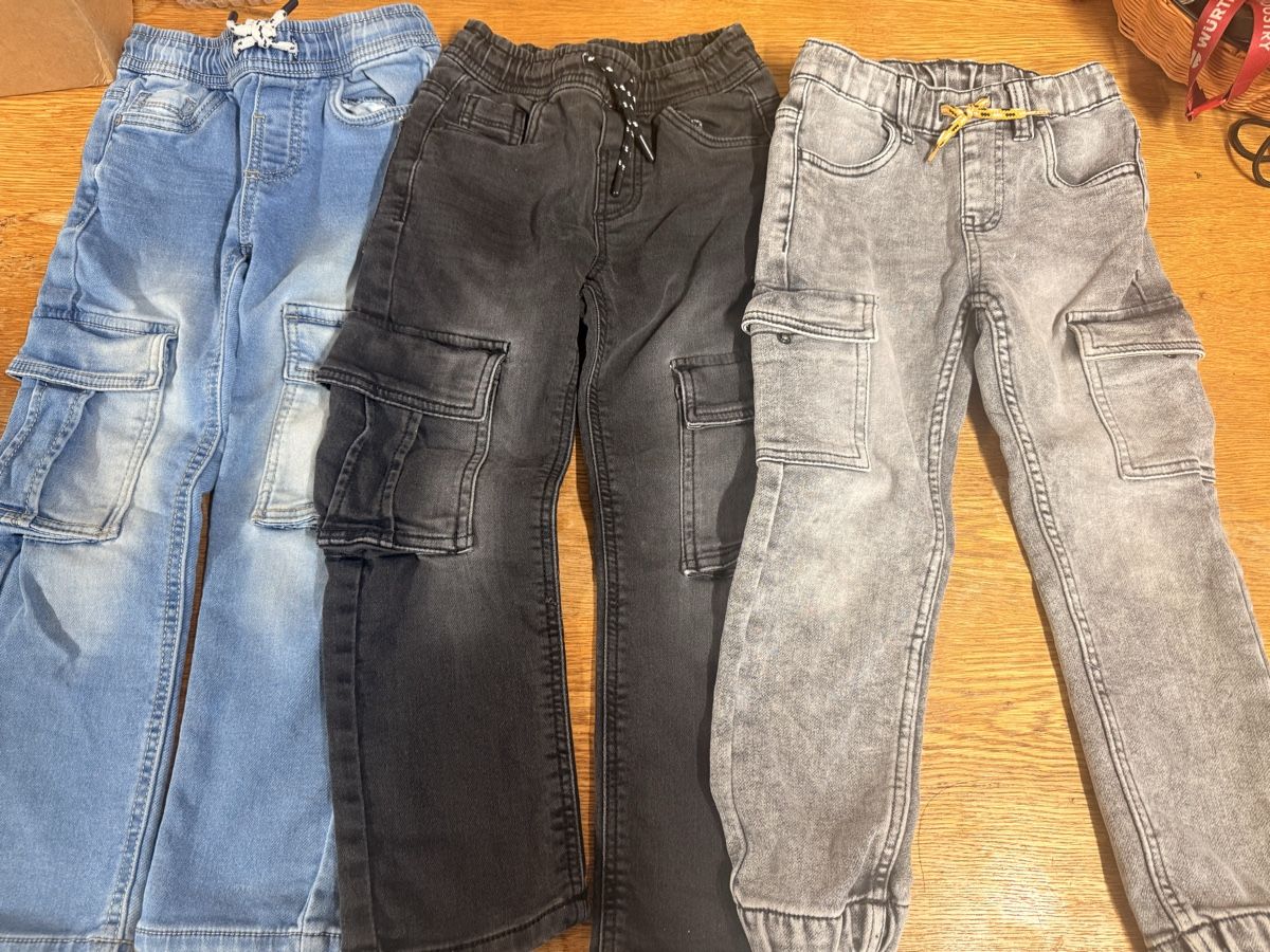 Pantaloni: Jeans Set Grösse 110  – Usato da Klingnau venduto da Nirvana 2
