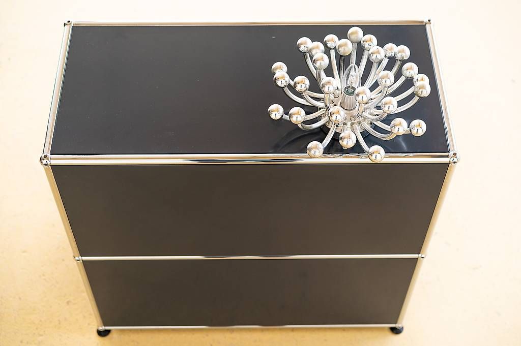 USM Scaffali: USM Sideboard in Anthrazitgrau, neuwertig! – Usato da Meinisberg venduto da atelier_TILIJA 4