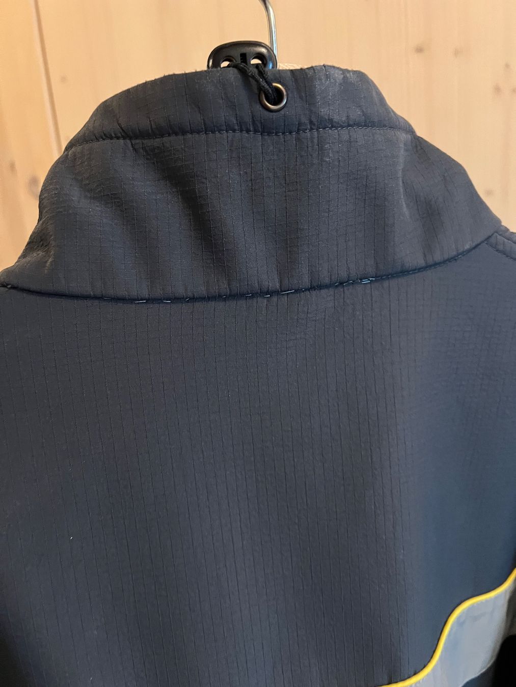 Giacche: Postauto Jacke – Usato da Basel venduto da bowaems 4