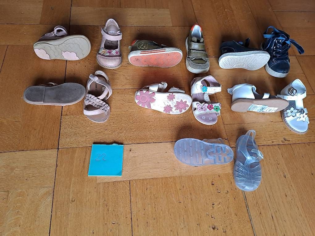 Scarpe per ragazze: bottes, chaussures, sandales toutes saisons. – Usato da Gland venduto da bug_s7rw 3