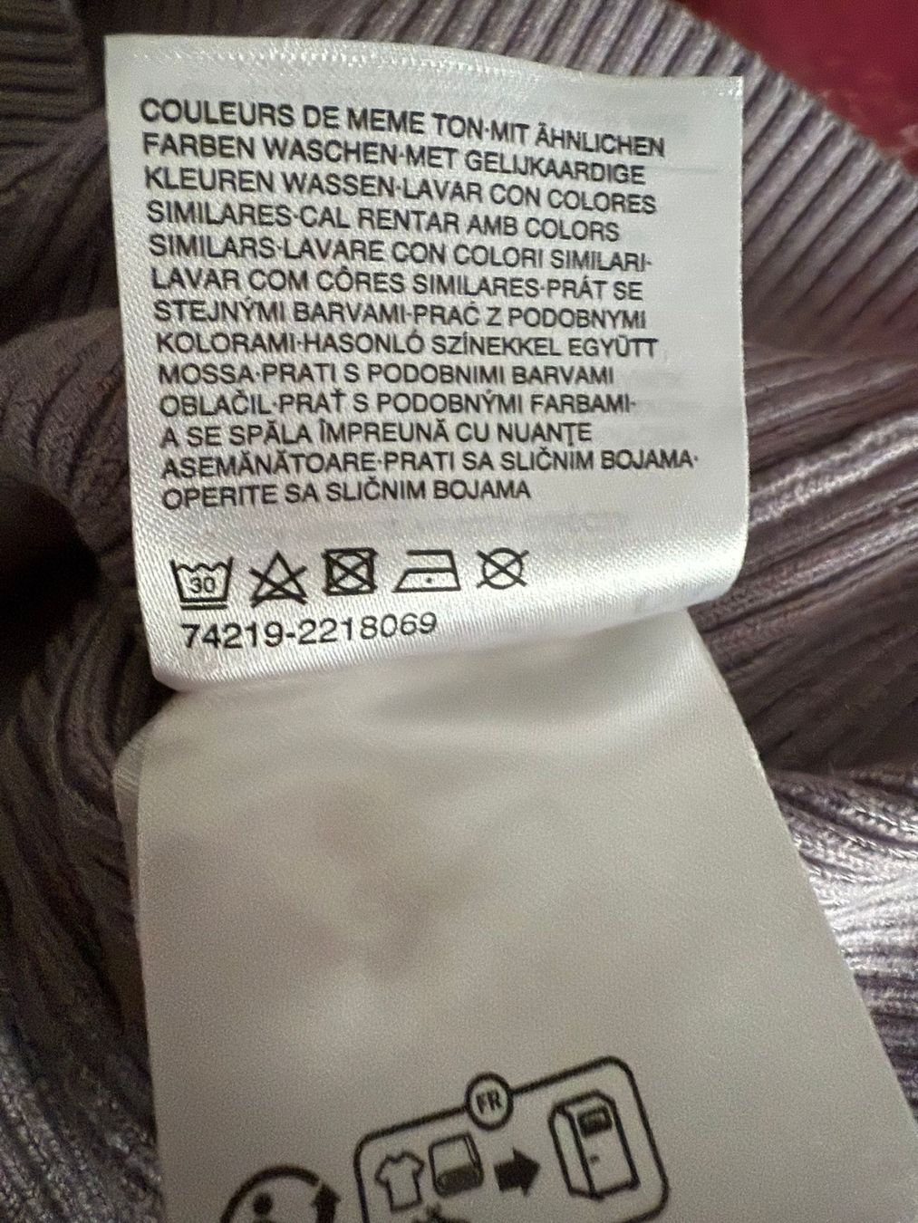 Maglioni & Felpe: Pullover size M like new – Usato da Muzzano venduto da Sidney_3 4