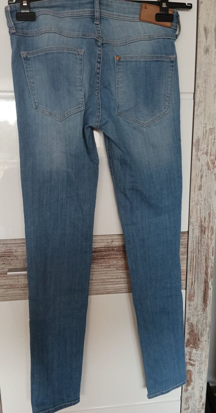 Jeans: Jeans Damen Gr. 27/30 – Usato da Schöfflisdorf venduto da kin_2dp9