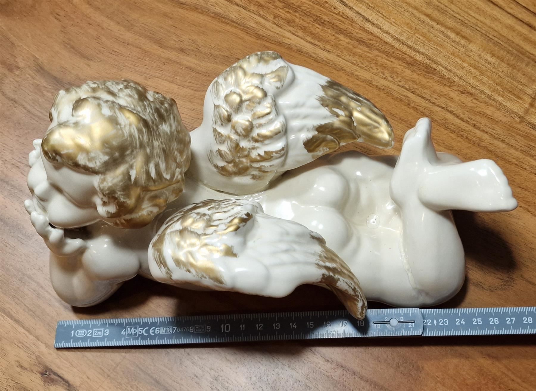 Statuette: liegender Engel ca. 28cm aus Prozellan – Usato da Spreitenbach venduto da designershop65 1