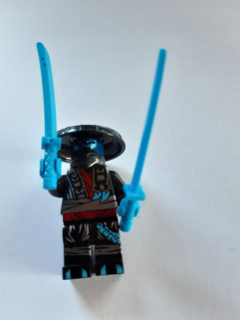 Statuette: Ninjago Nokt Minifigur – Usato da Langenthal venduto da AspireE15 2