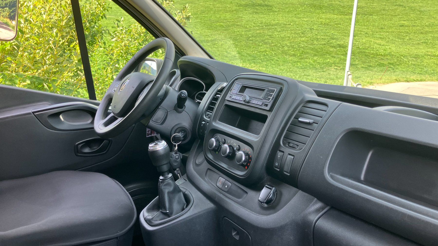 Renault Nutzfahrzeuge: Renault Trafic dCi120 – Gebraucht aus Ebnat-Kappel von lucydiamond 5