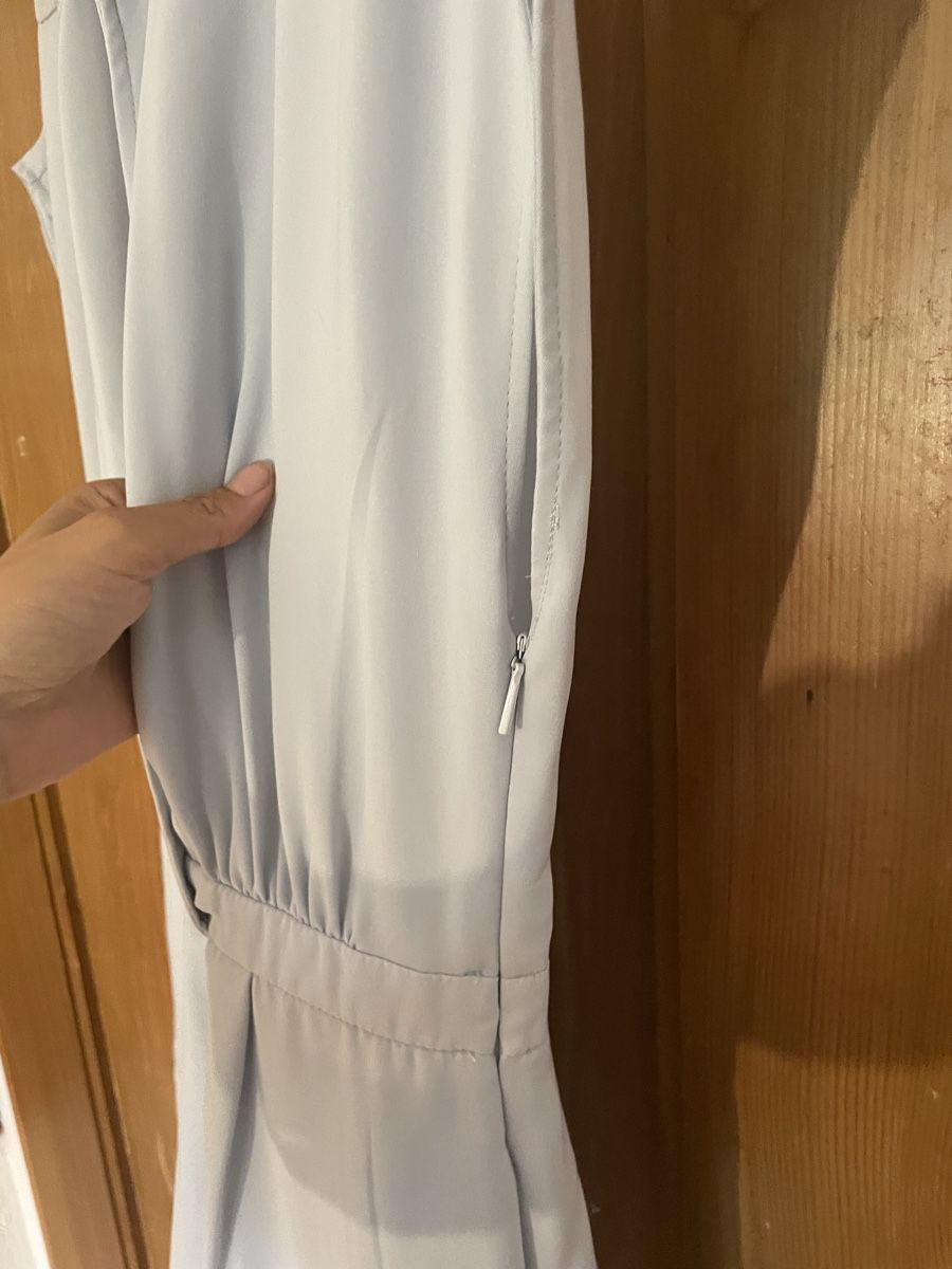 Zara Tute: Hellblauer kurzer Jumpsuit Mango Grösse M – Usato da Hubersdorf venduto da JanasHeartTreasures 2