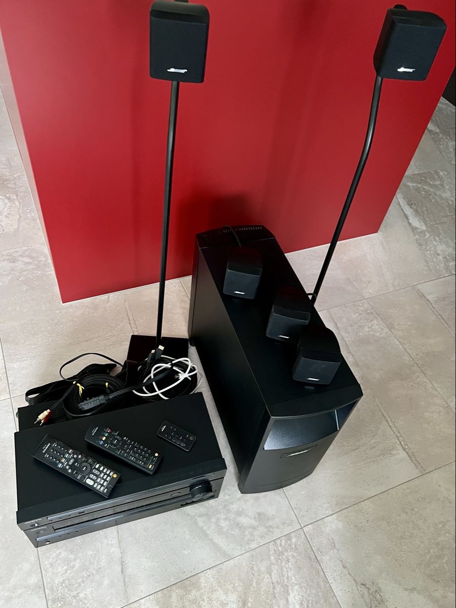 Bose Home Cinema: Bose Heimkino System mit Onkyo Receiver und Blu-Ray Player – Usato da Ermatingen venduto da mydushi 3