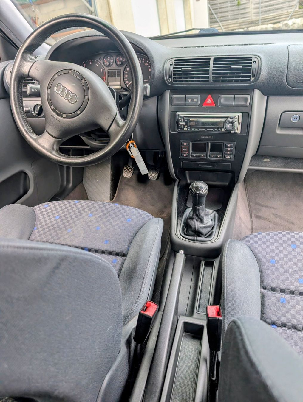 Audi Autos: Audi A3 1.8 L turbo – Gebraucht aus Chézard-St-Martin von Pieralory 4