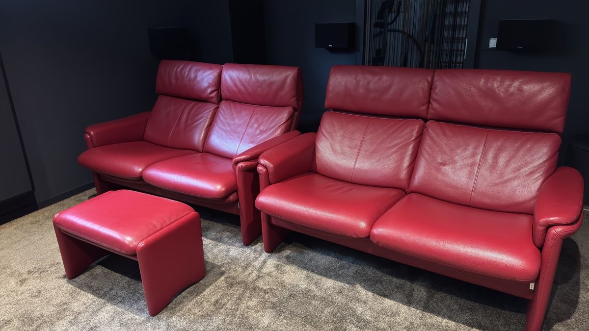 Divani: Erpo Sofa 2x2-Sitzer mit Relaxfunktion – Usato da Alchenflüh venduto da Nautic