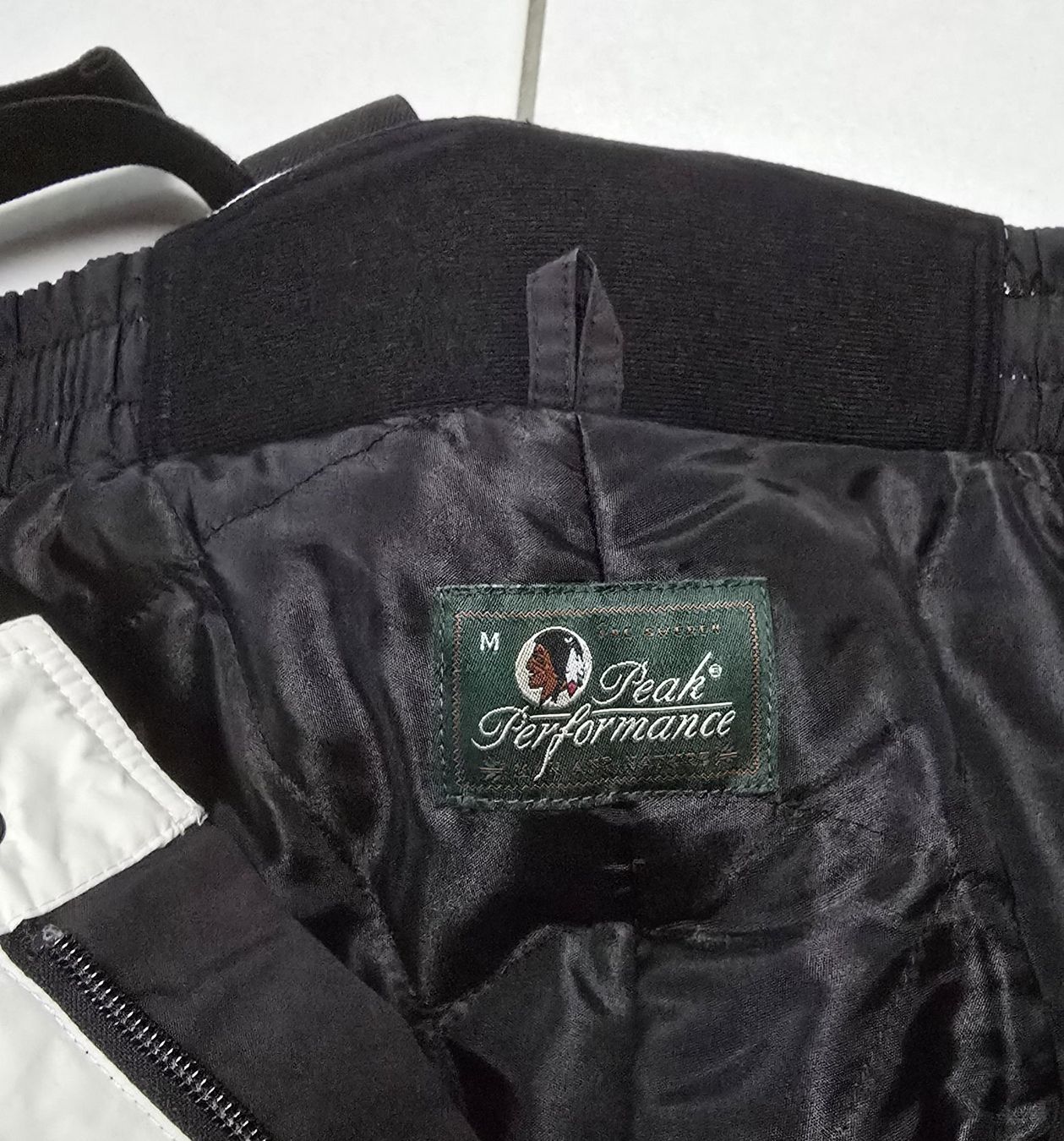 Peak Performance Hosen: Peak Performence Skihose , Gr. M, Damen – Gebraucht aus Urtenen-Schönbühl von mammutli22 7