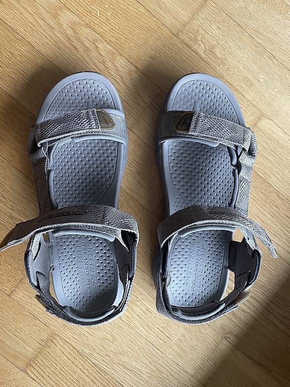Skechers Scarpe da uomo: Sketcher Herren Sandale – Usato da Münsingen venduto da lui_wzt2