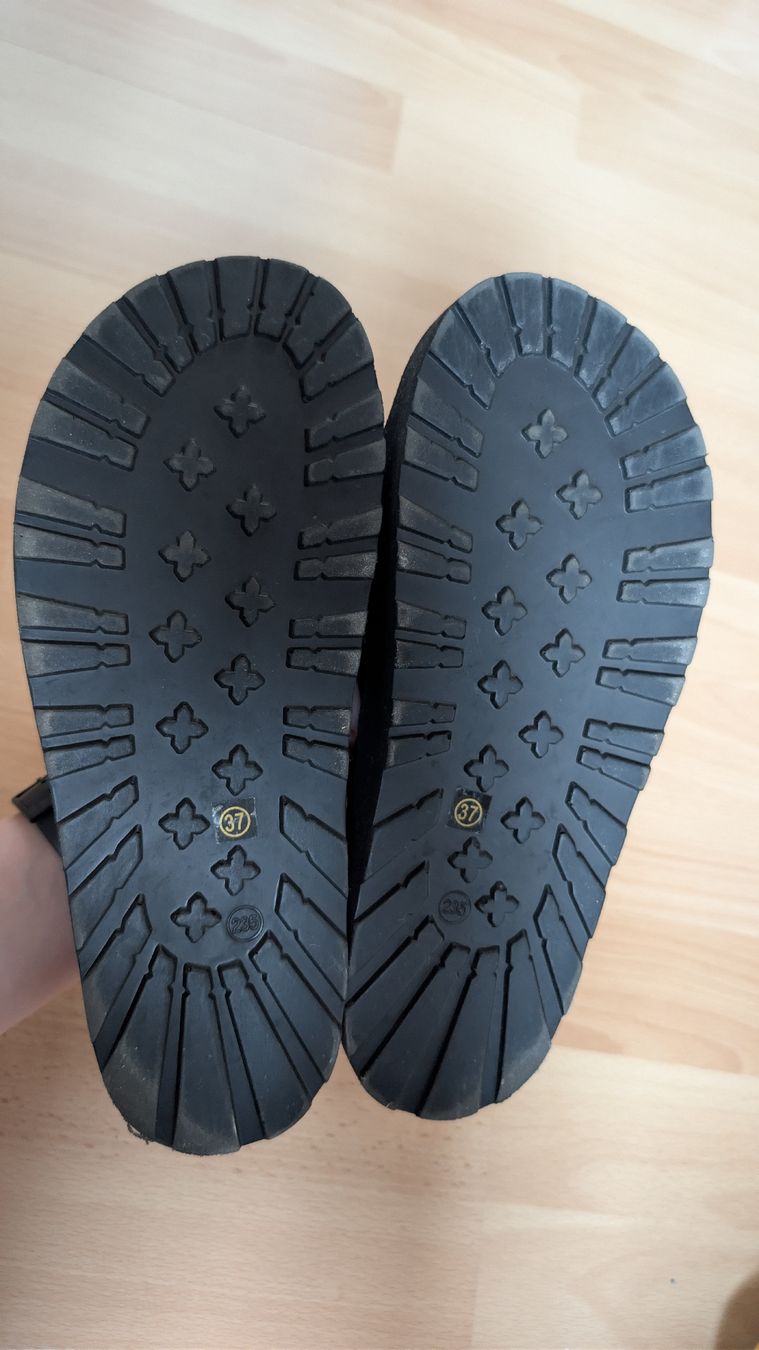 Scarpe da donna: Schöne Pantoletten in Gr. 37 – Nuovo (secondo la descrizione) da Birrwil venduto da dan_jdw7 2