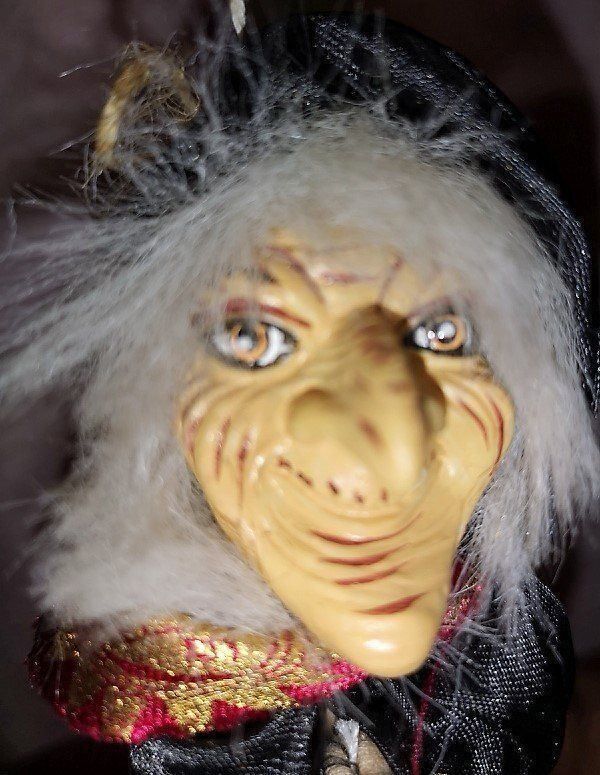Figuren: Hexen – Neu (gemäss Beschreibung) aus Lutzenberg von Pinschi01 2