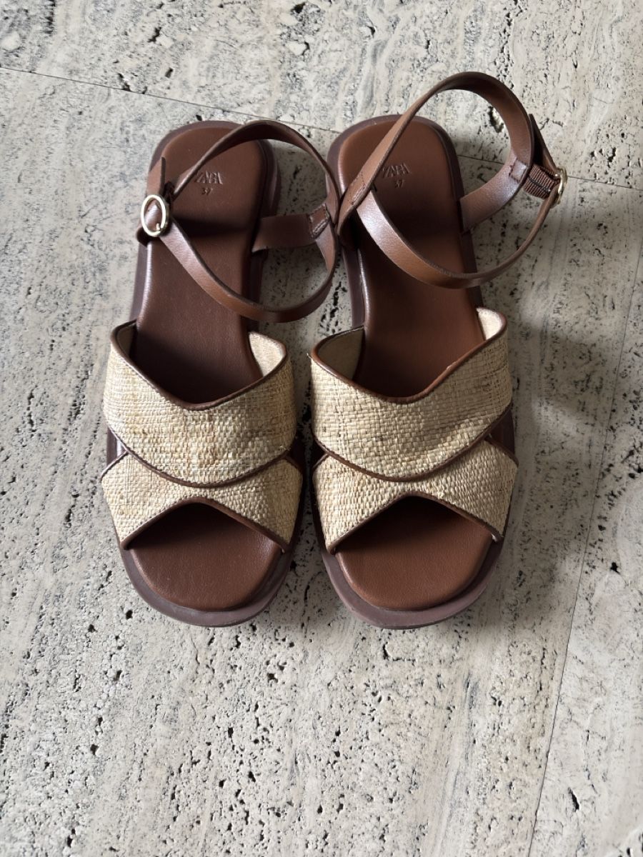 Zara Scarpe per ragazze: Zara, Sandalen, Grösse 37 – Usato da Salenstein venduto da sehrgut 2