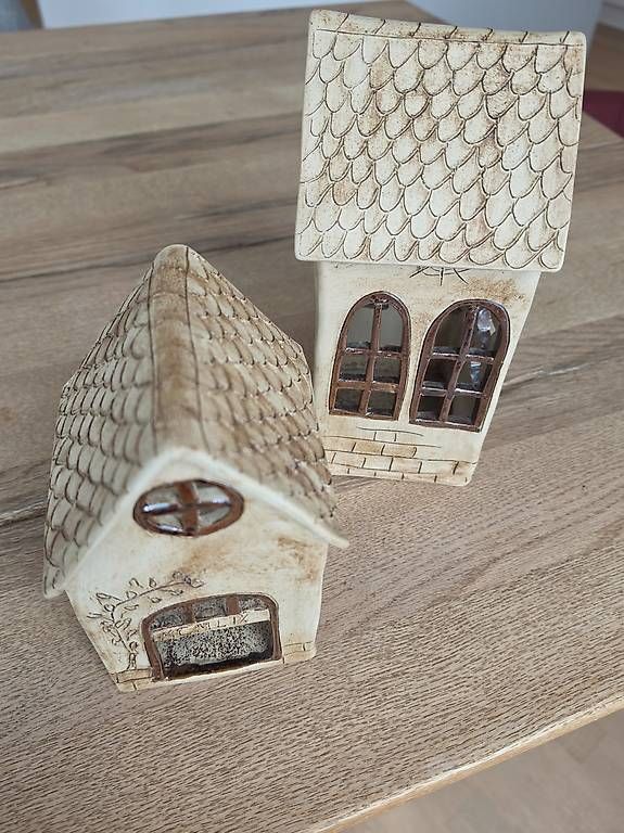Tutte le decorazioni: Keramik Deko Häuser Handarbeit  – Usato da Ostermundigen venduto da d-p73 3