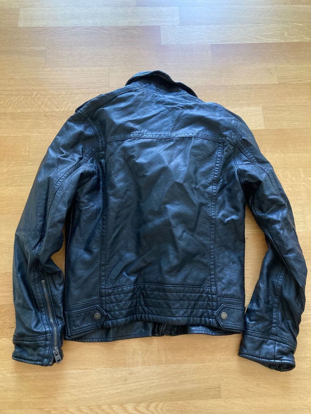 Giacche: (D) Hollister Kunstleder Jacke s – Usato da Jonen venduto da Sevenb 2