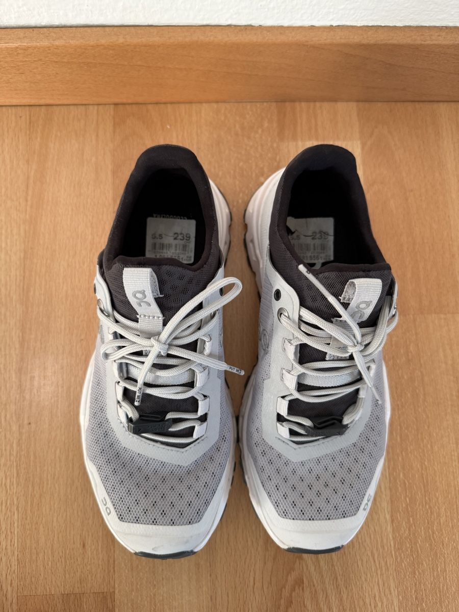 On Scarpe da donna: On Running Cloudultra size 36,5 – Nuovo (secondo la descrizione) da Seon venduto da Avina12 4