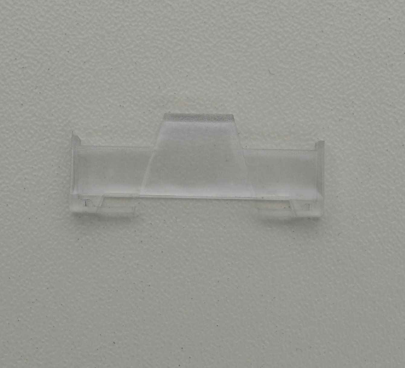 Modellismo RC: Servo Stecker Sicherung Stehend Transparent – Nuovo e nell'imballaggio originale da Rüti venduto da MSRCModelle 1