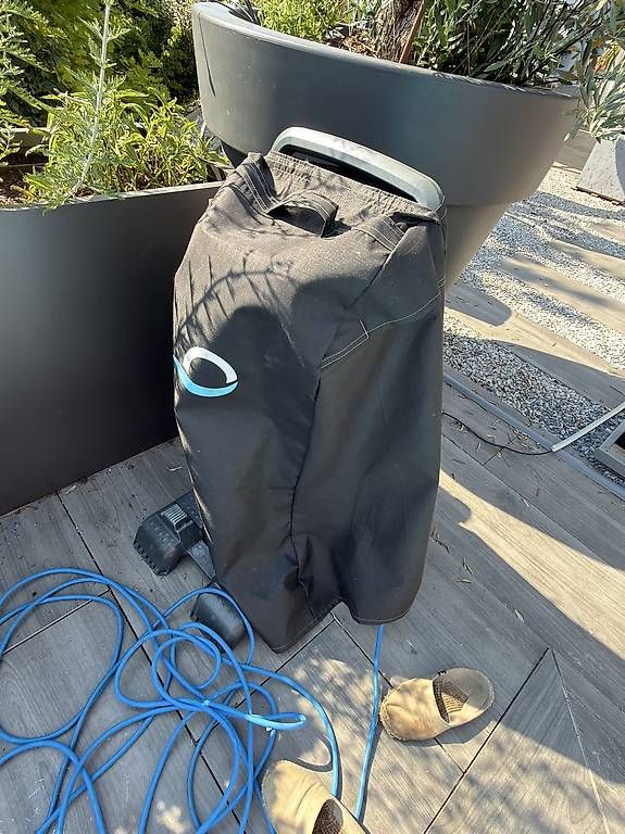 Accessoires de piscine: Robot piscine S400 Maytronics – D'occasion à Attalens par lpf_pxg6 3