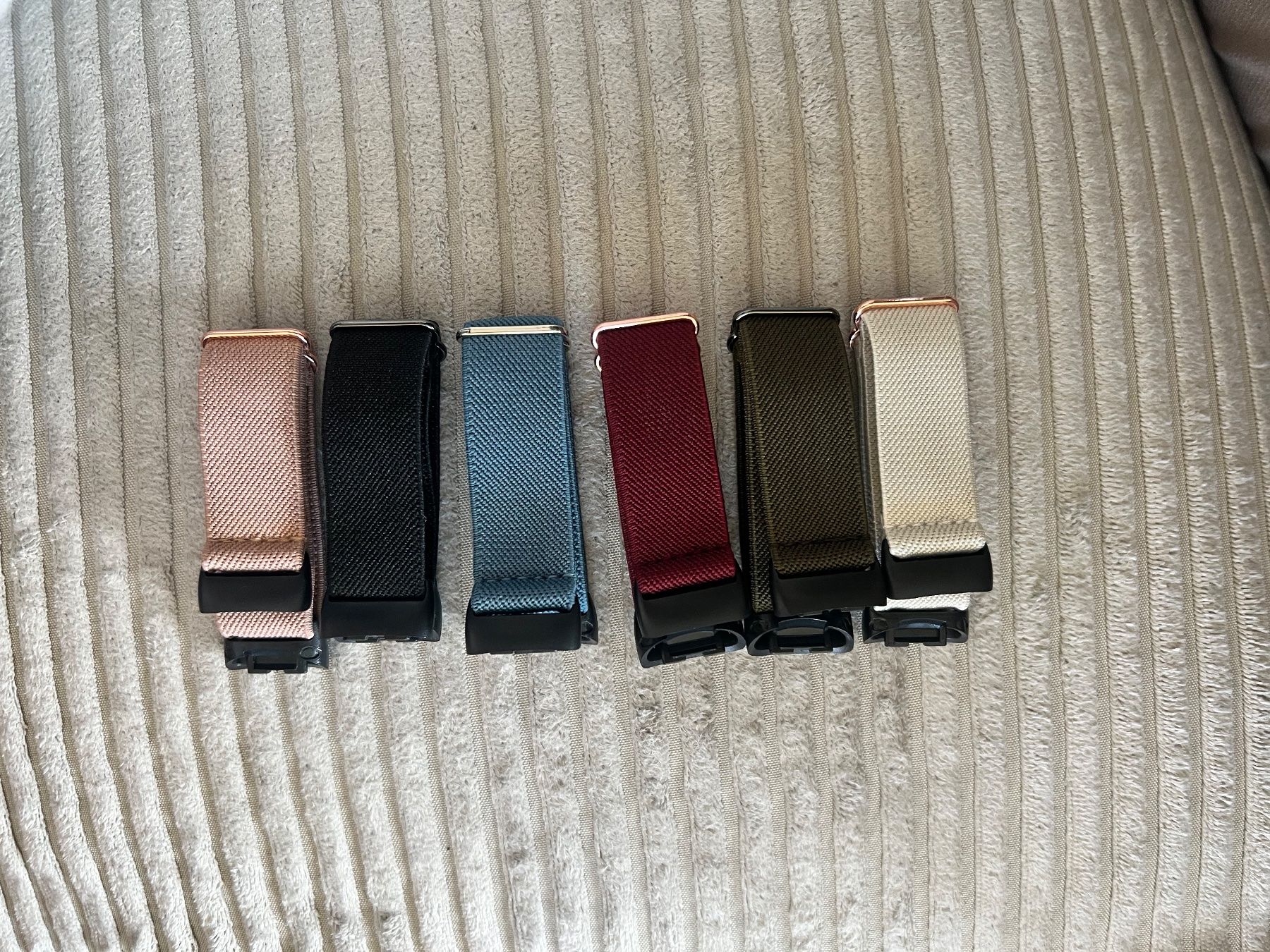 Fitbit Smartwatch: Fitbit Charge 6 inkl 7 Armbänder – D'occasion à Ebikon par may_vx87 3
