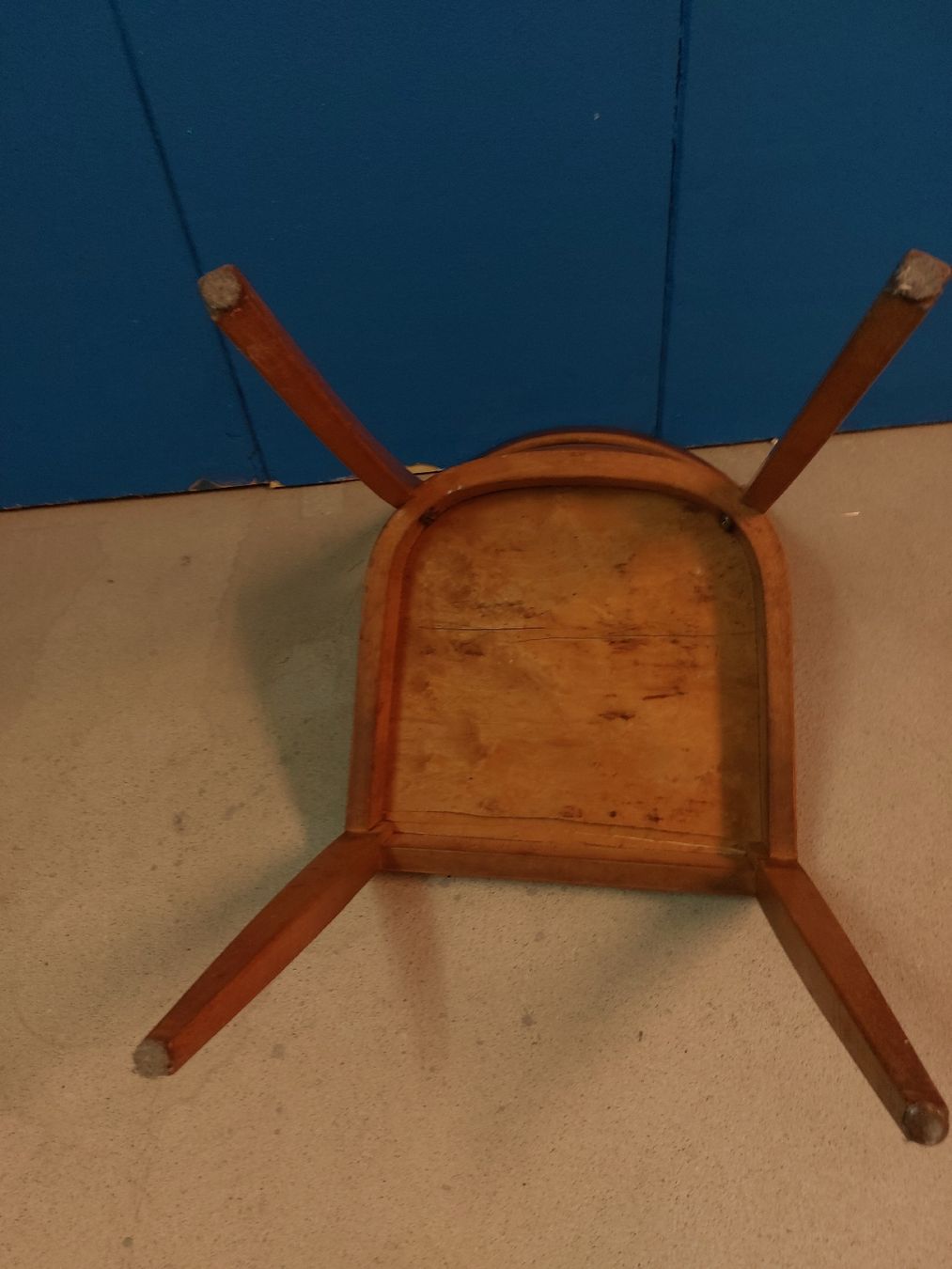 Stühle: Holzstuhl Nr.1 – Gebraucht aus Luzern von Legomusegg 1