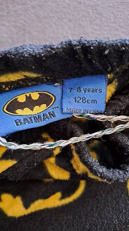Pyjamas & Ähnliches: Batman Pyjama Gr.128 – Gebraucht aus Oberrieden von Raja011 3