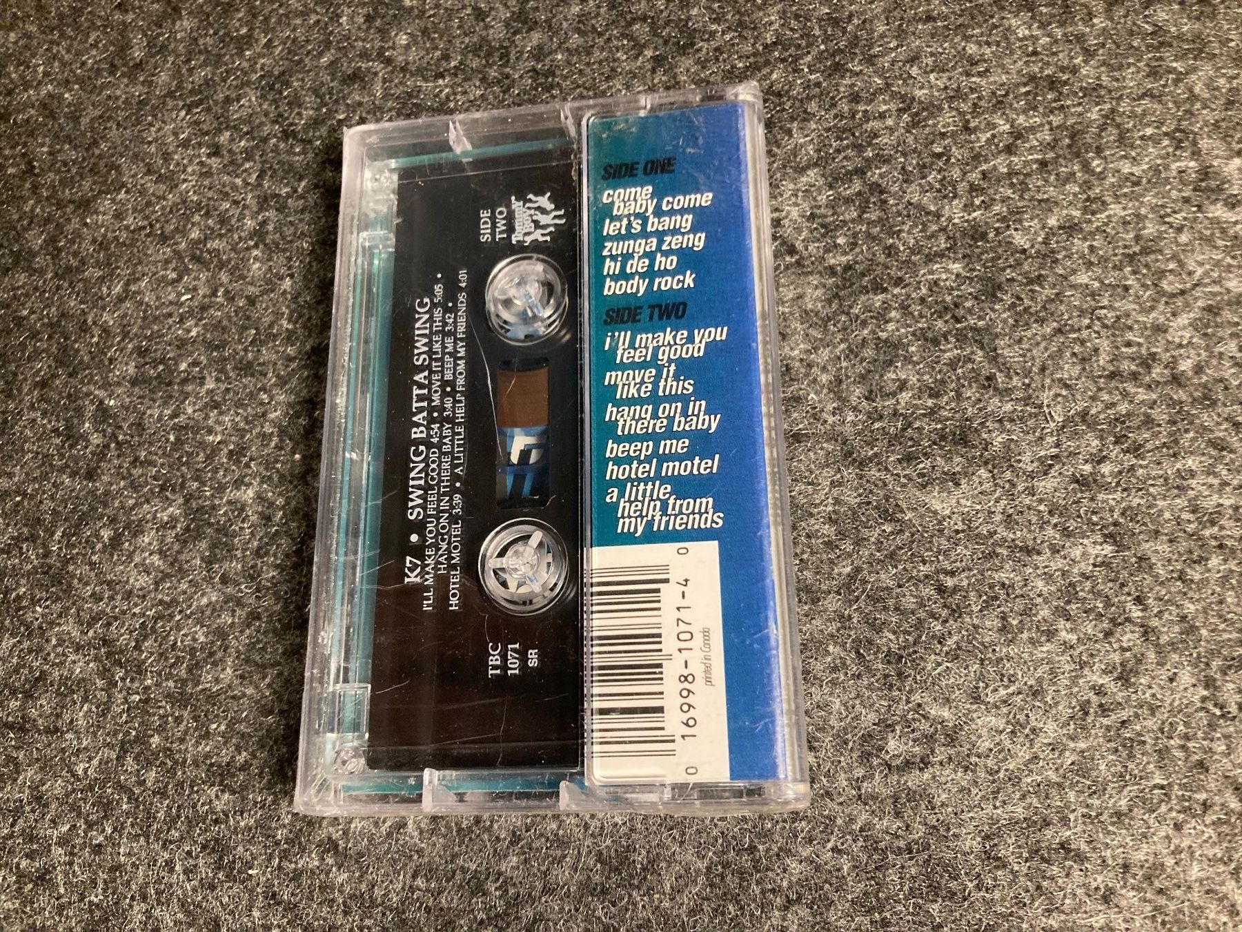 Cassettes audio: K7 - Swing Batta Swing  (MC) – Neuf avec emballage d'origine à Fribourg par Karushi 2