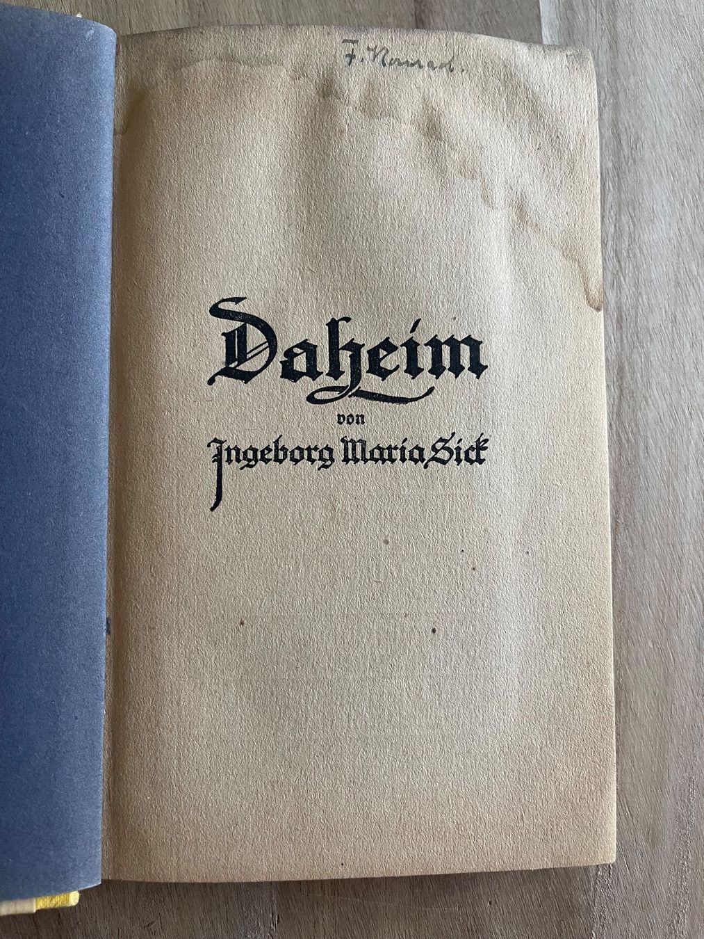 Libri: Daheim - Bilder von dem alten Pfarrhaus – Usato da Zuerich venduto da Dorsi 2