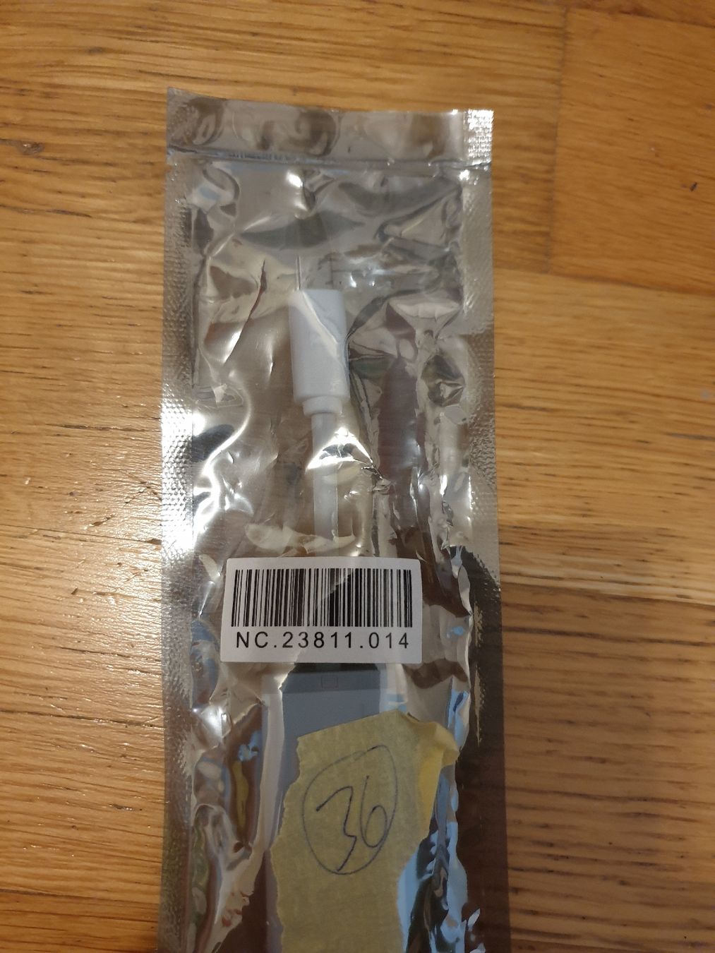 Apple Unità & Adattatore: Adapter VGA auf display port mini 36 – Usato da Ittigen venduto da Ziok187 3