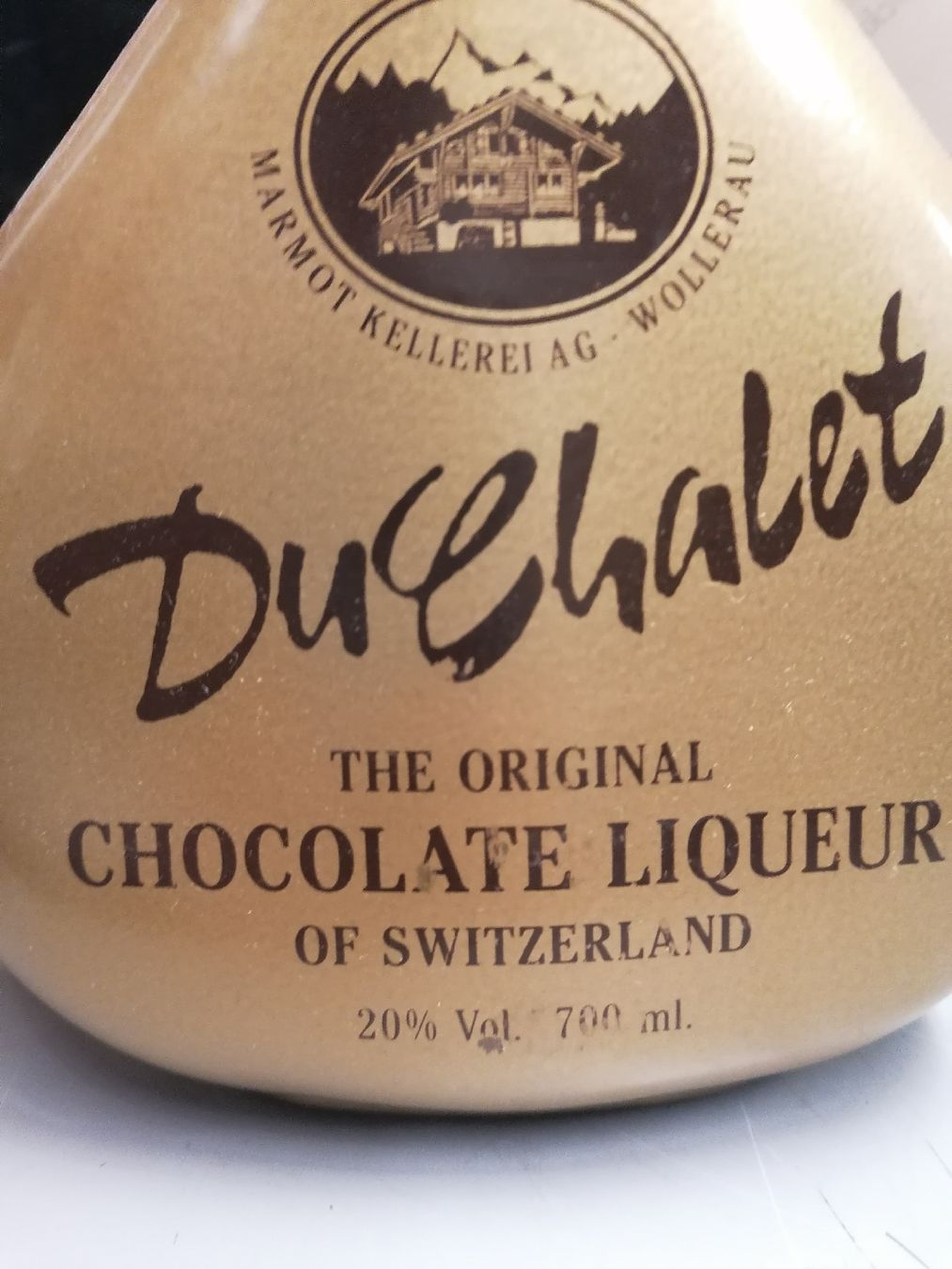 Spirituosen: DU CHALET CHOCOLATE LIQUEUR – Neu (gemäss Beschreibung) aus Genève von Leboucheoreilles 1