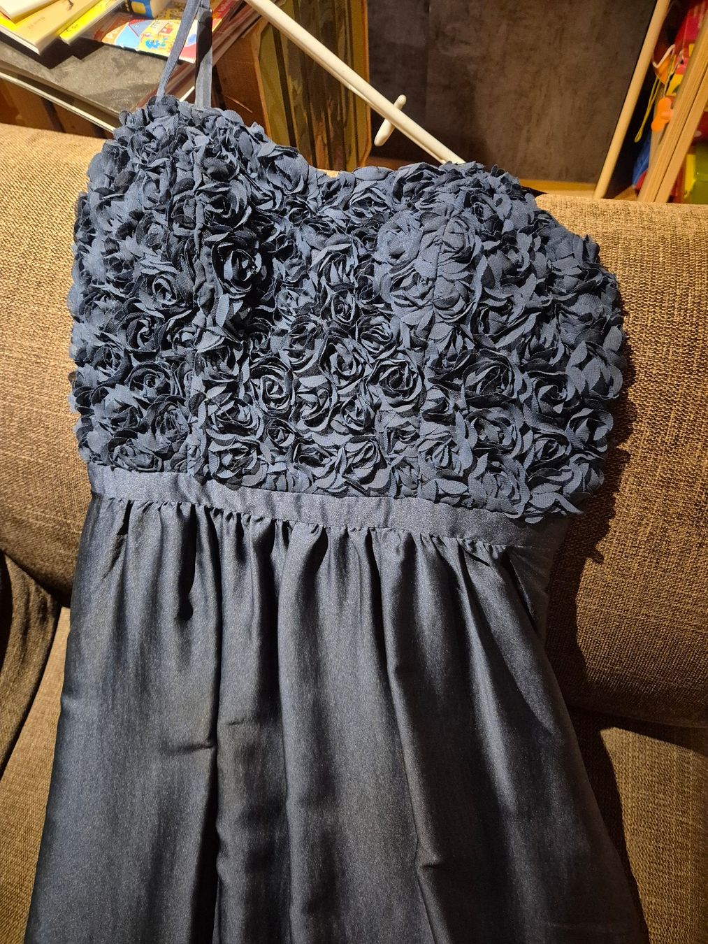Kleider: Abendkleid – Neu (gemäss Beschreibung) aus Grosshöchstetten von Huckeli 2