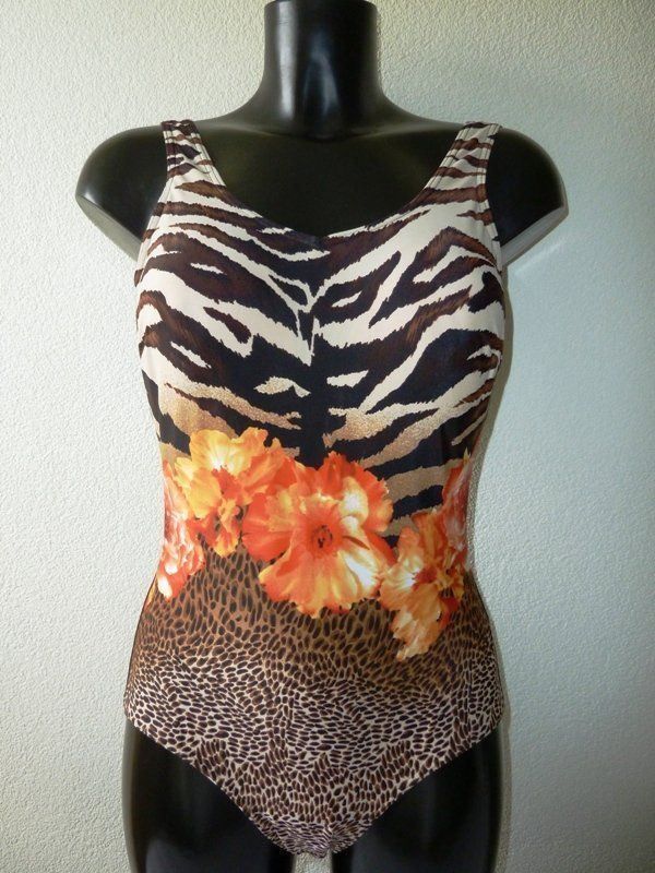 Costumi da bagno & Bikini: Badeanzug Gr. 40 (S-M) -  NEU!!! – Nuovo e nell'imballaggio originale da Widnau venduto da Schurlibua 1