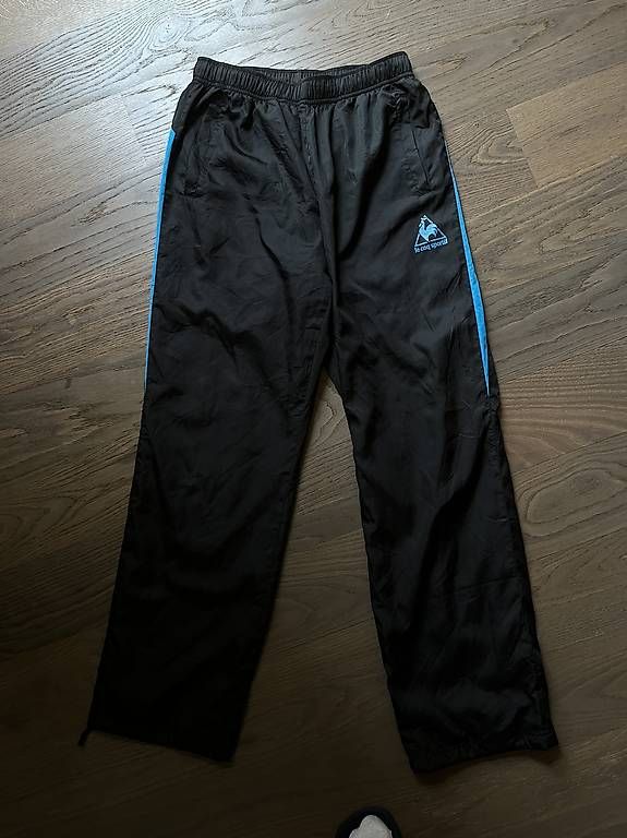 Hosen: le coq sportif trainerhosen – Gebraucht aus Luzern von tro_b2v6