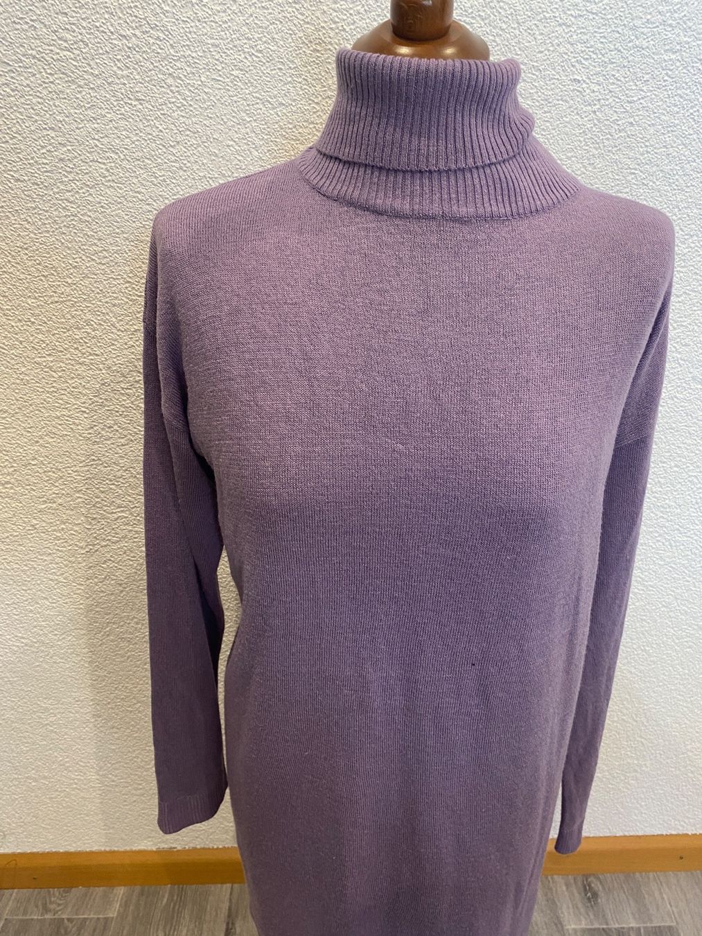 Kleider: Strick Kleid M – Gebraucht aus Liestal von Goldart 1