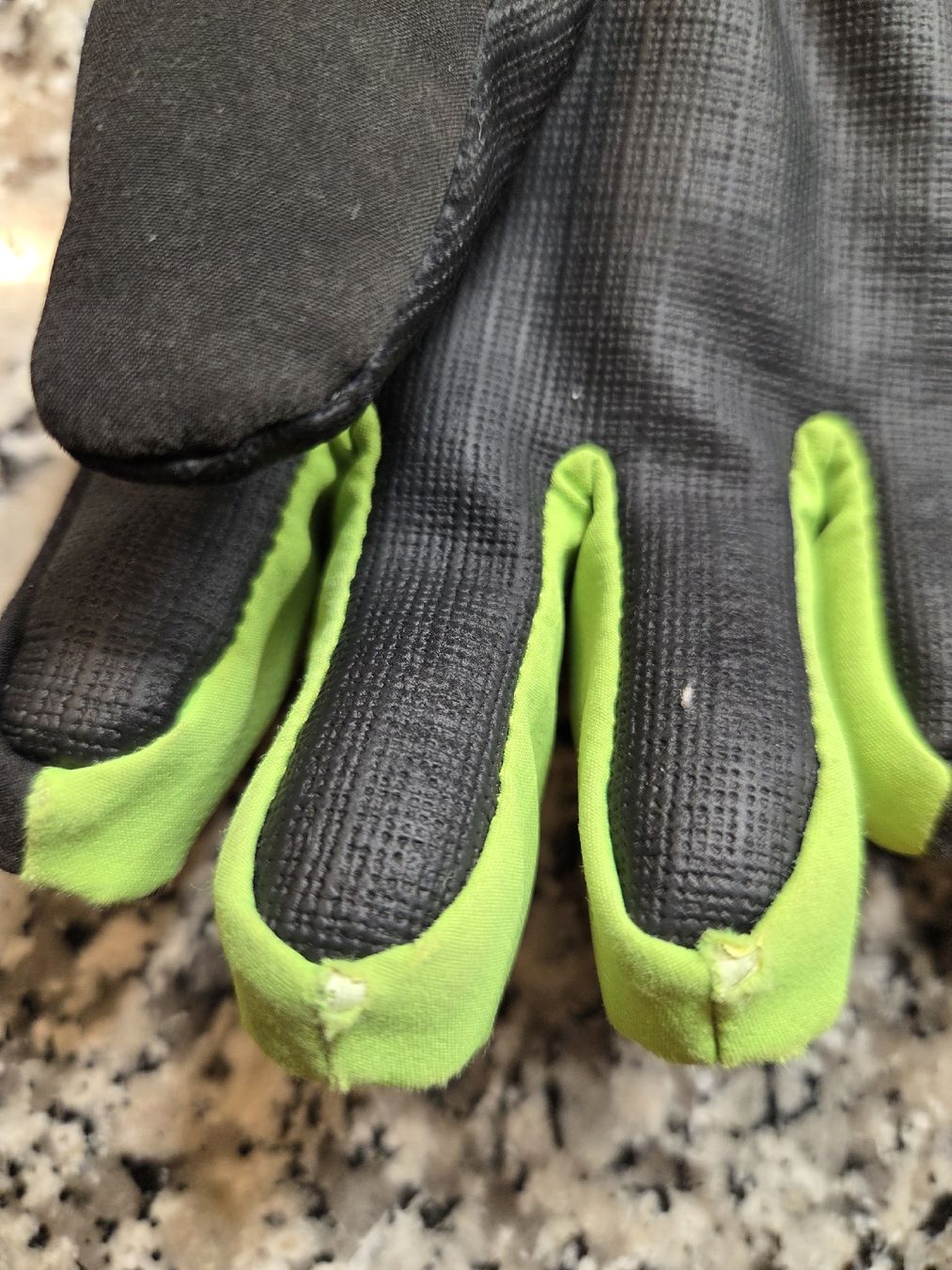 Reusch Guanti: Reusch Junior Softshell Handschuhe Grösse 3.5 – Usato da Worb venduto da Quiet21 2