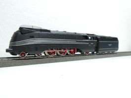 Märklin Lokomotive Br 03 1051 Stromlinienlok schwarz H0 3094