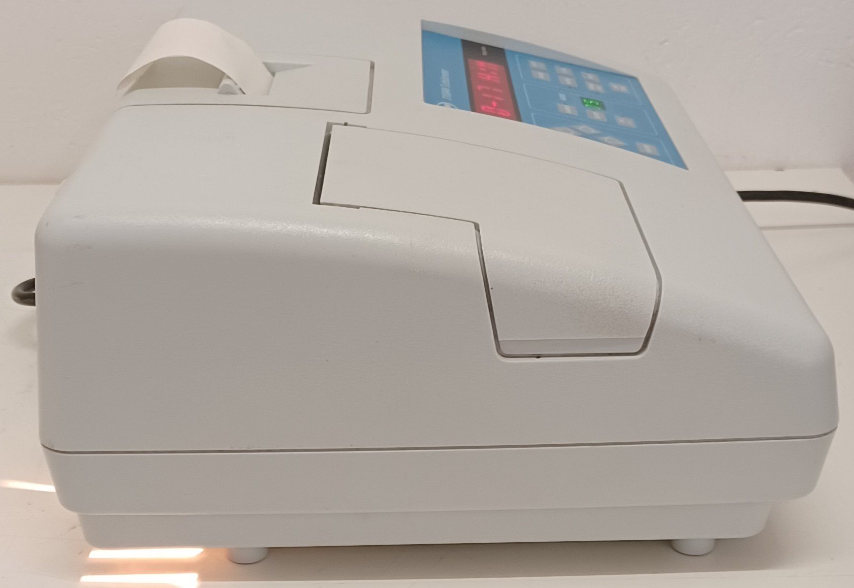 Accessori da laboratorio: Hach 2100AN Turbidimeter – Usato da Niederdorf venduto da LeptonAG_Labor 5